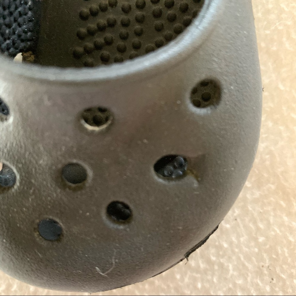 Crocs - Picture 3 of 7